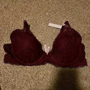 NWT Victoria's Secret Bra